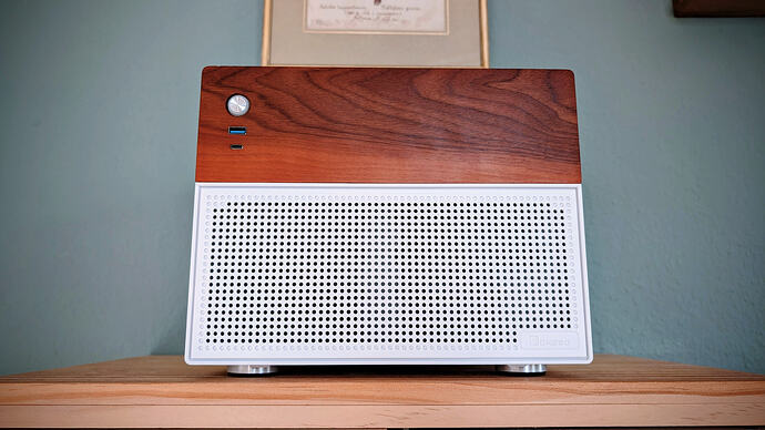 PXL_20251209_110723393.NIGHT~2